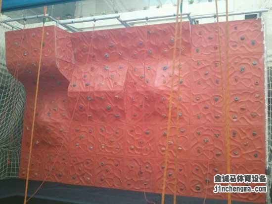 拓展攀巖